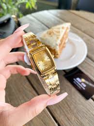 Seifco Women’s Watch – Gold-Tone Bracelet with Black Dial & Four Matching Bracelets Gift Set