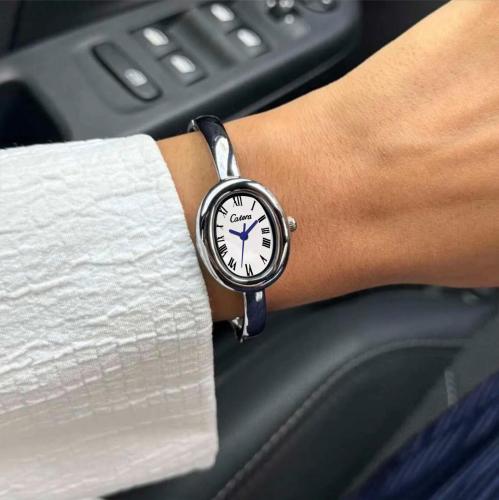Cartier Women’s Watch – Silver Tone – Oval White Dial – Roman Numerals – Quartz Movement – Mirror Edition