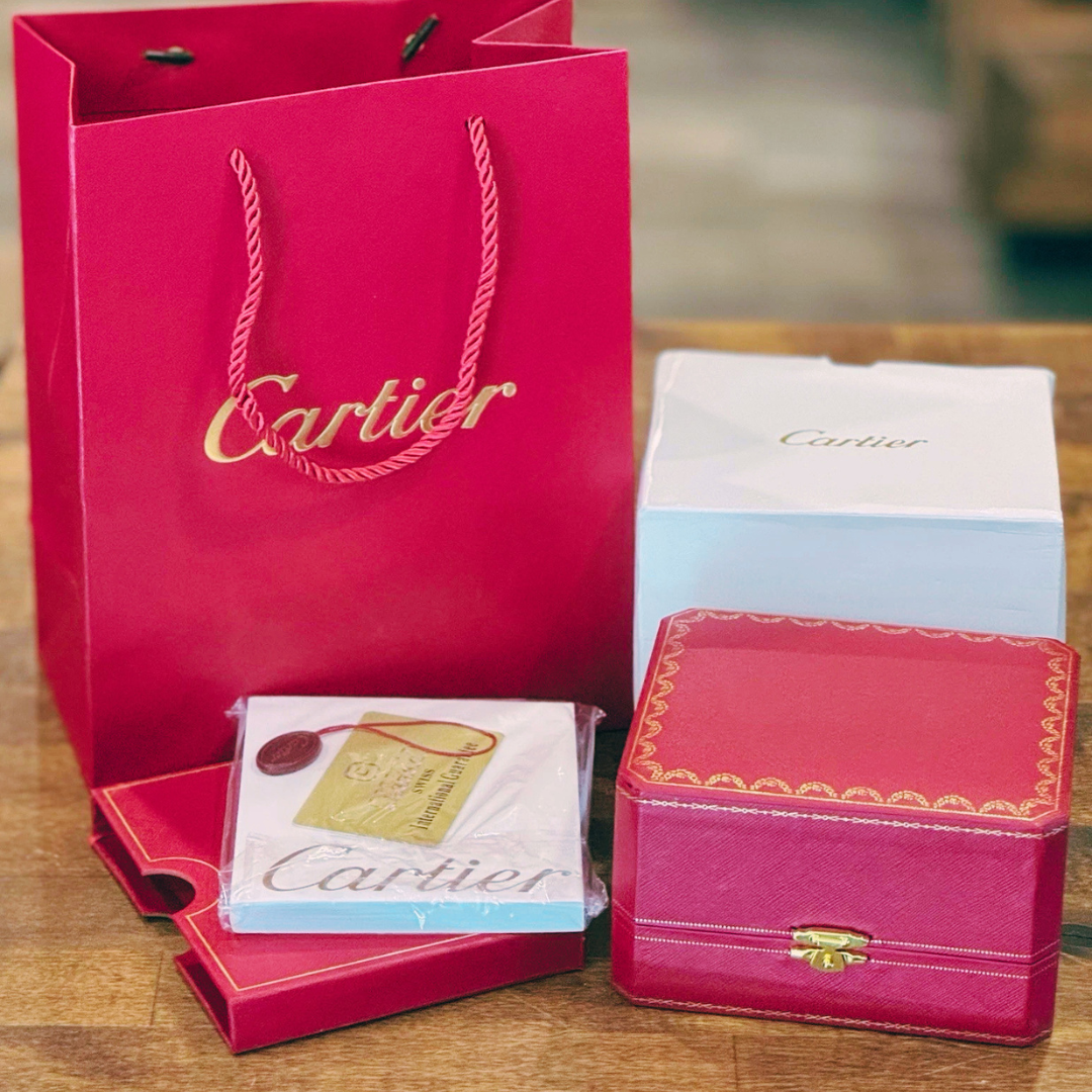 Cartier Women's Watch – Gold Tone – Oval Light Gold Dial – Roman Numerals – Quartz Movement – Mirror Edition