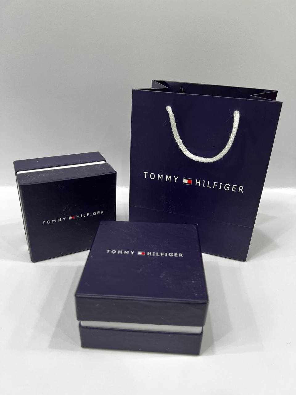 Tommy Hilfiger Denim Men’s Quartz Watch – 44mm Black Dial, Black Rubber Strap, Mirror Edition