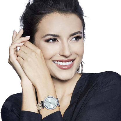 Michael Kors Women’s Watch MK3190 – Silver with Double Crystal Bezel, Elegant Stainless Steel Design